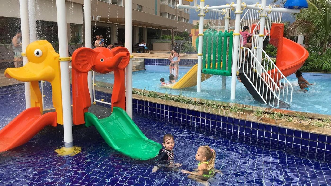 Olimpia Park Resort O Mais Divertido Resort Em Frente Ao Thermas Dos Laranjais - Pague Em Ate 12 Vezes Exteriör bild